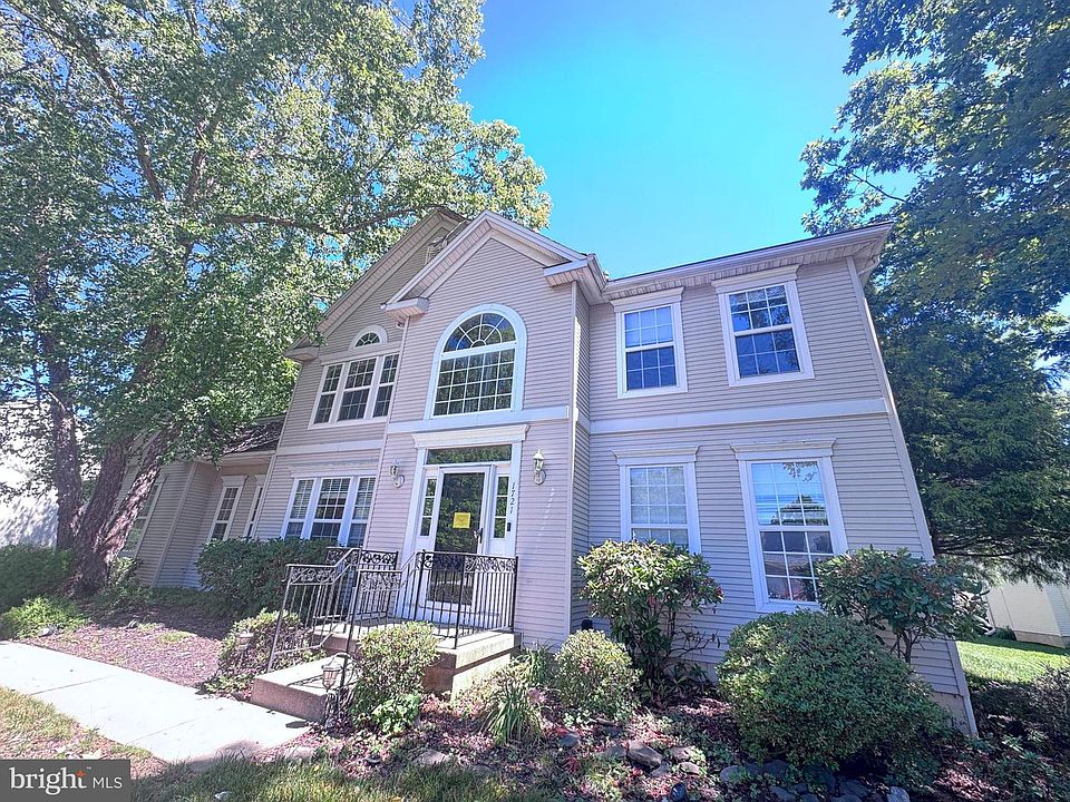 1st image of 1721 Biden Ln