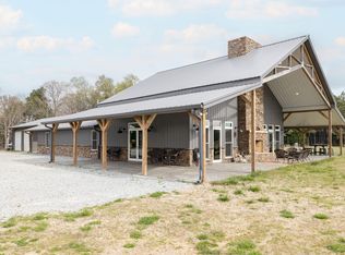 2695 Grubbs Rd, New Concord, KY 42076