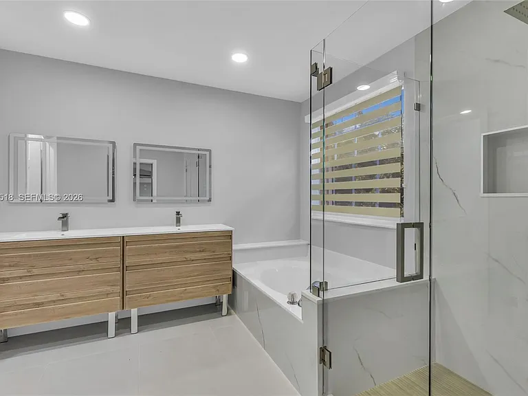 1140 Cedar Falls Dr — Photo 24