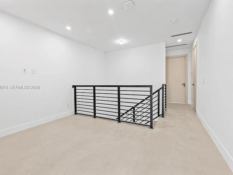 1321 NE 13th Ave — Photo 18