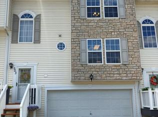 503 Pine Valley Dr, Imperial, PA 15126