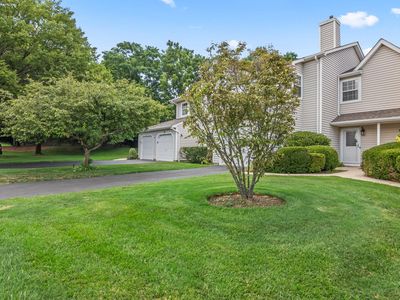 34 Thomas Lane, East Setauket, NY, 11733