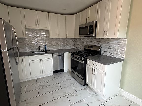 2nd image of 2605 9th Ave APT H