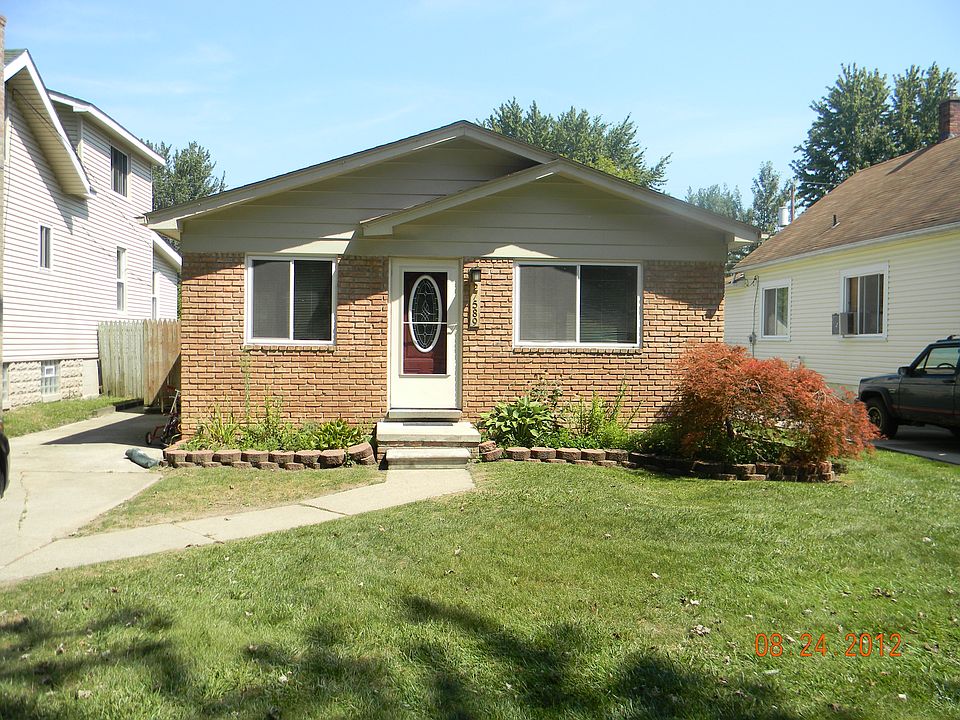 1st image of 27589 Moran St