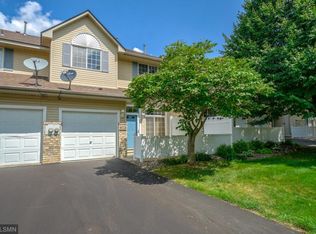 2695 Mallard Dr, Woodbury, MN 55125