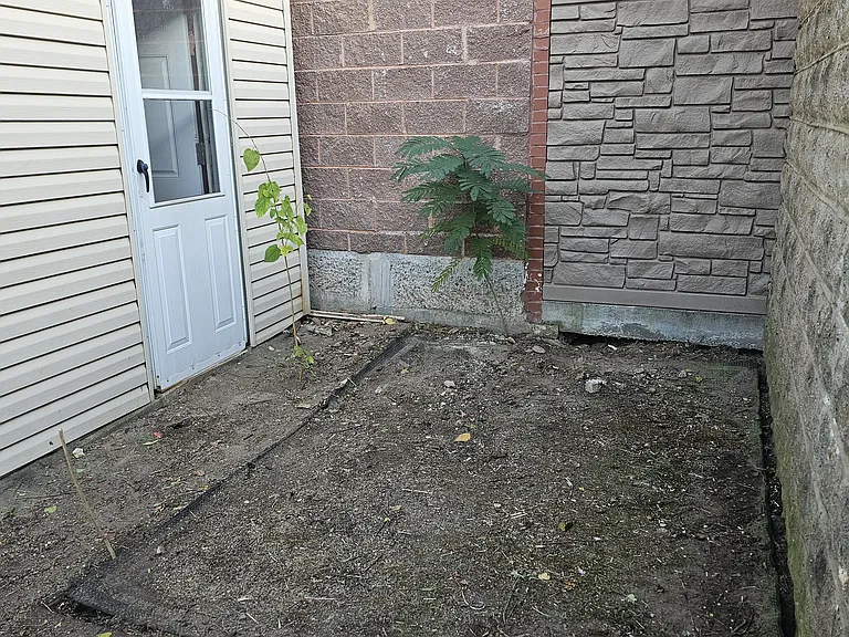 22nd St — Photo 12