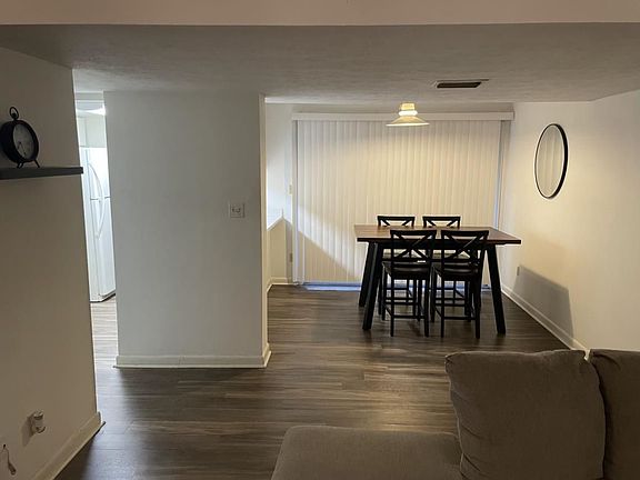 5th image of 421 Westwood Dr #421