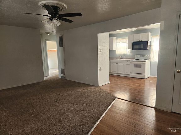 4th image of 313 Baker Dr
