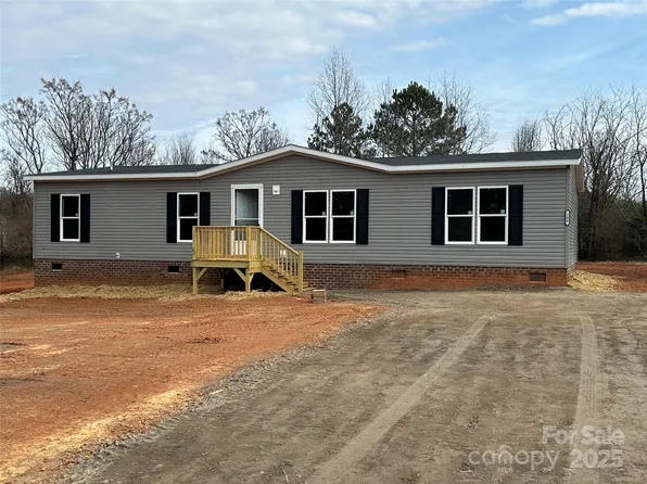 206 Fairchase Cir #53, Stony Point, NC 28678