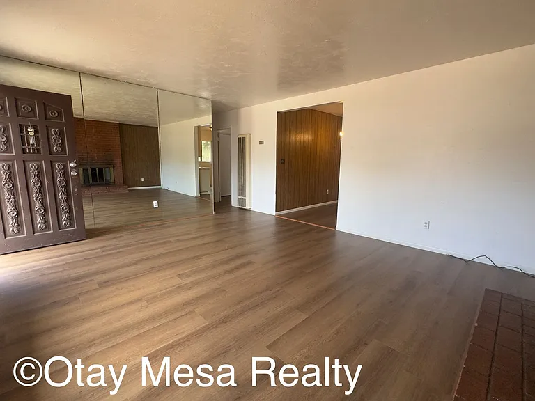 1105 Elder Ave — Photo 4