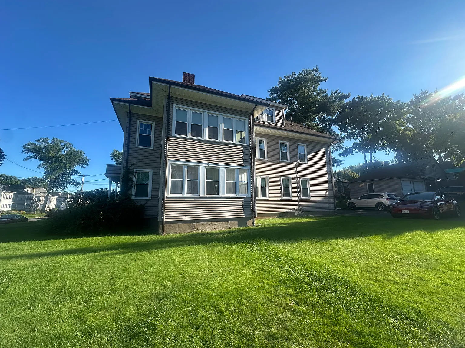 3 bed, 1700 sqft, $2,950 — Photo 1