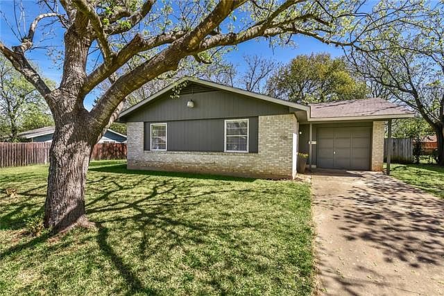 1st image of 5115 Emerald Forest Dr