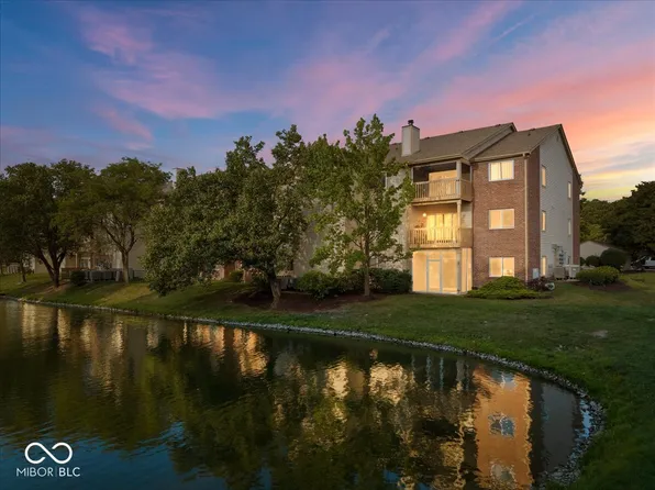 12519 Timber Creek Dr Unit 11, Carmel, IN 46032
