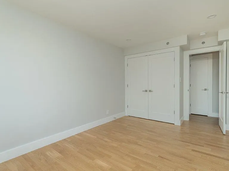 Carson Tower — Photo 98