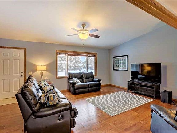 2nd image of 7013 Brianna St