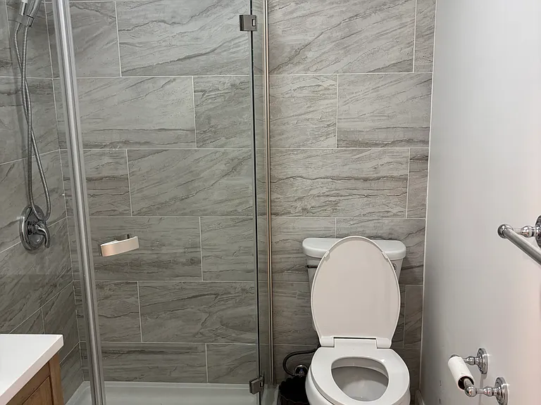 85 Mallory Ave #1 — Photo 3