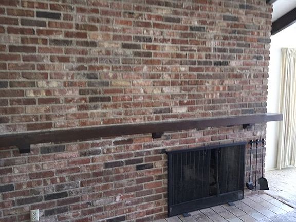 5th image of 606 N California Ave
