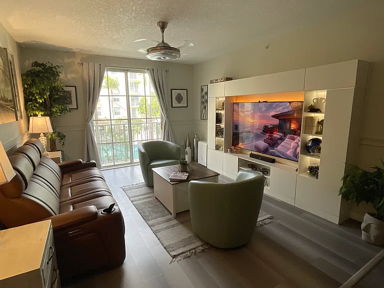 780 S Sapodilla Ave #210 — Photo 5