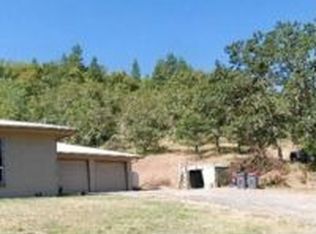 4762 Dark Hollow Rd, Medford, OR 97501