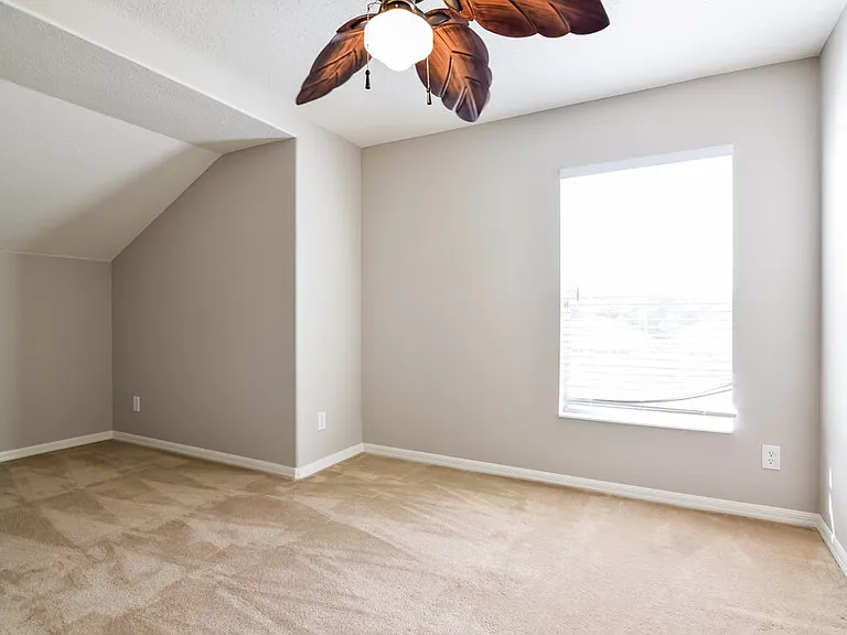 8574 Deer Chase Dr — Photo 11