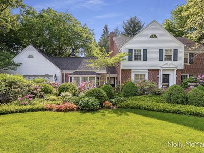 1350 Breton Rd SE, East Grand Rapids, MI, 49506