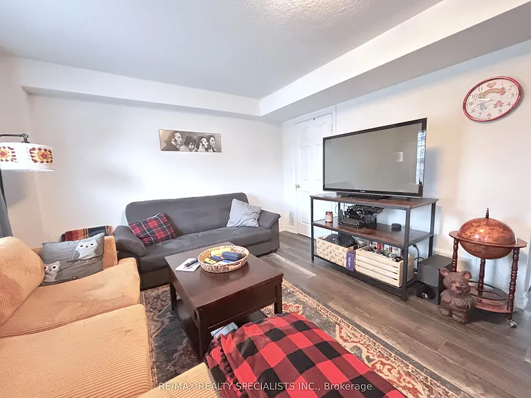 632 Woodlawn Rd E #632A — Photo 3