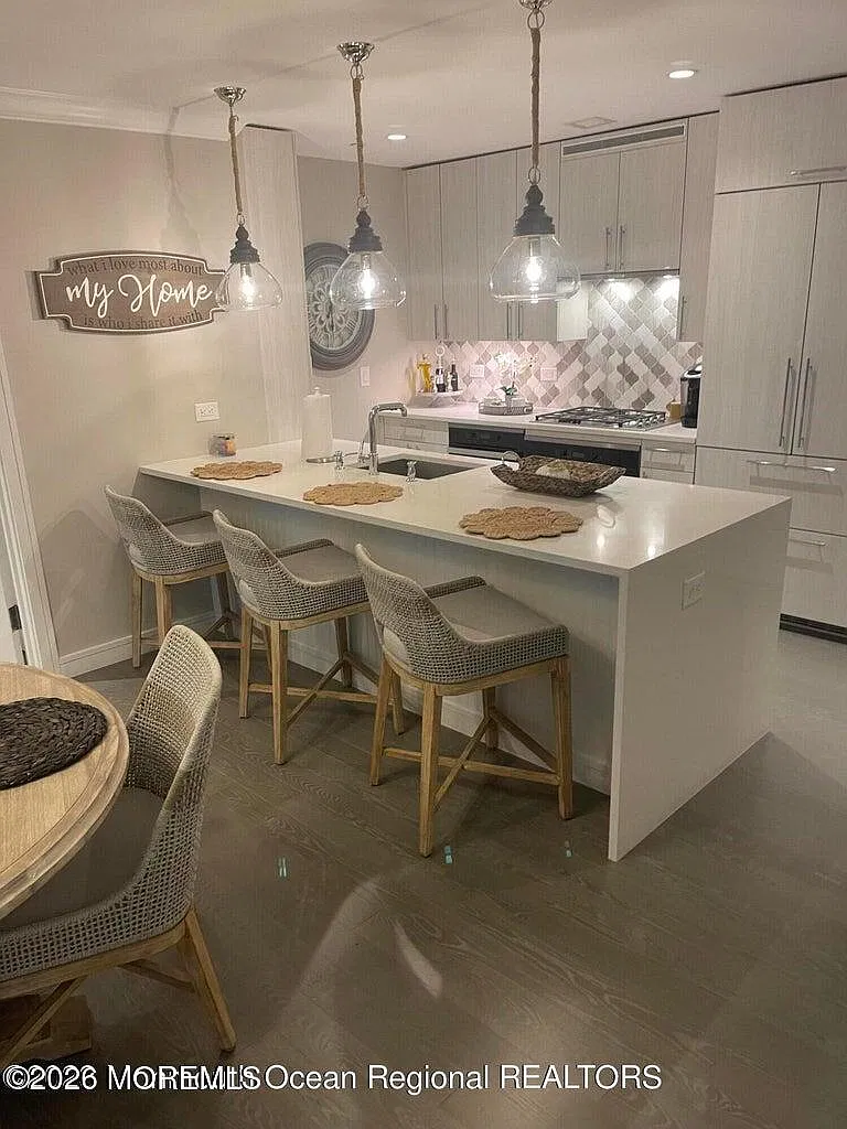 2 bed, $5,500 — Photo 4