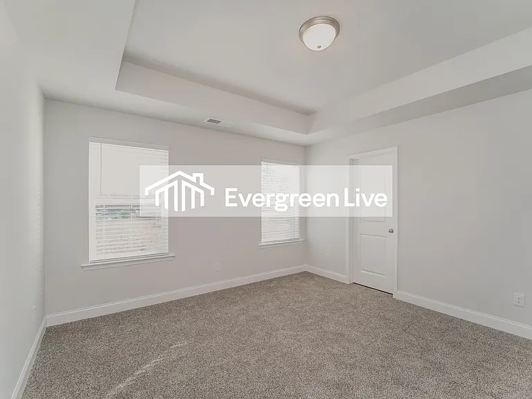 8216 Bearling Way — Photo 5