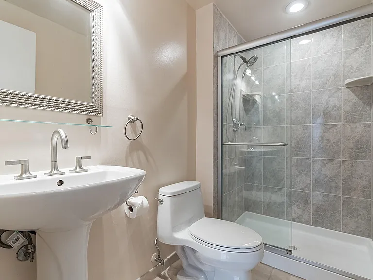 6031 Clerkenwell Ct — Photo 21