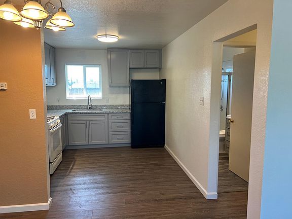 5th image of 3833 Pacheco Blvd #3