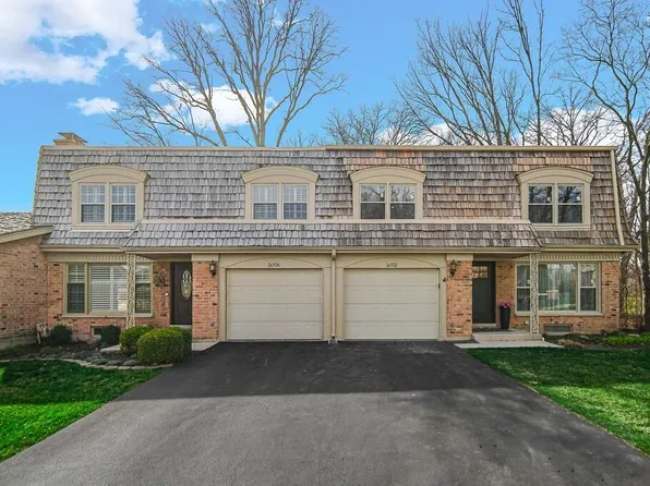2S702 Avenue Normandy Ave W, Oak Brook, IL 60523