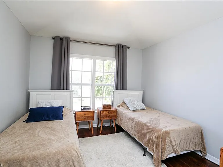 960 Hampton Cir #80 — Photo 48