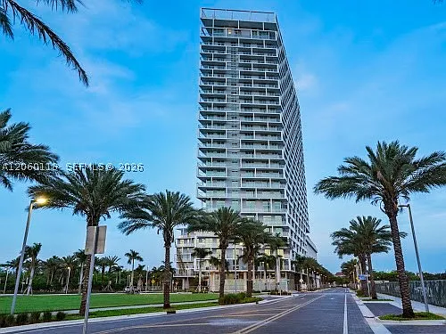 2000 Metropica Way #1105 — Photo 21