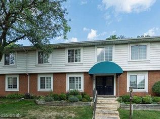 2471 Mulberry Sq APT 11, Bloomfield Hills, MI 48302