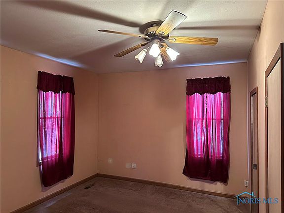 4th image of 1021 Blanchard Ave