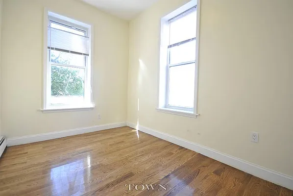 Rented by Town Residential | media 15