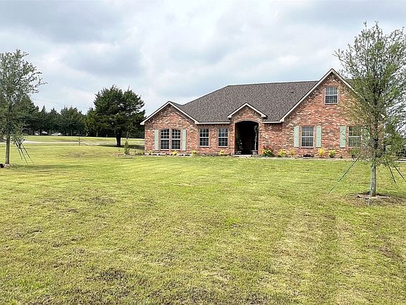 4th image of 508 Lopez Dr