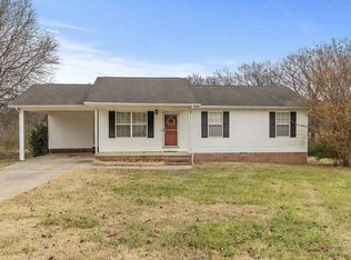 125 Apple Valley Ct NE, Charleston, TN 37310