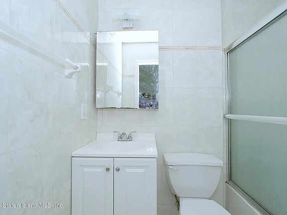 5th image of 321 Sheldon Ave Floor 2