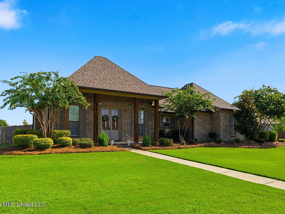 1st image of 276 Rockbridge Dr