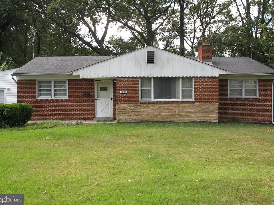 2nd image of 8807 Cortland Ln