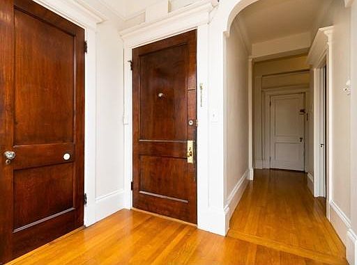 5th image of 1080 Beacon St APT 4C