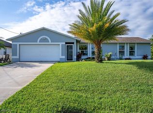 3003 26th St SW, Lehigh Acres, FL 33976