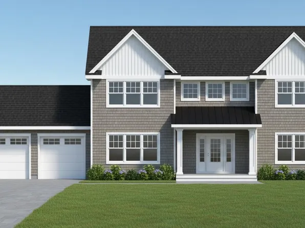 22 Arlington Terrace, Lake Grove, NY 11755