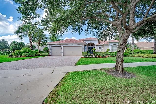 Home For Sale In Country Glen