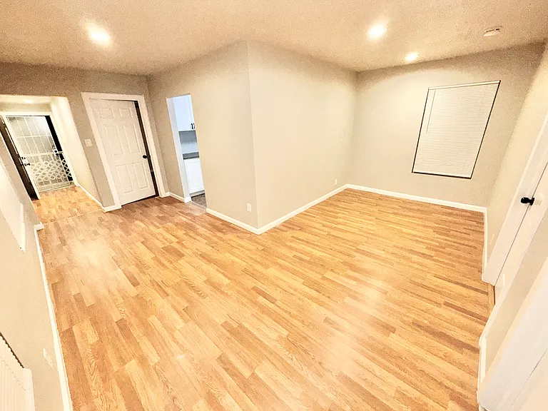 240 Kirk Pl #2 — Photo 12