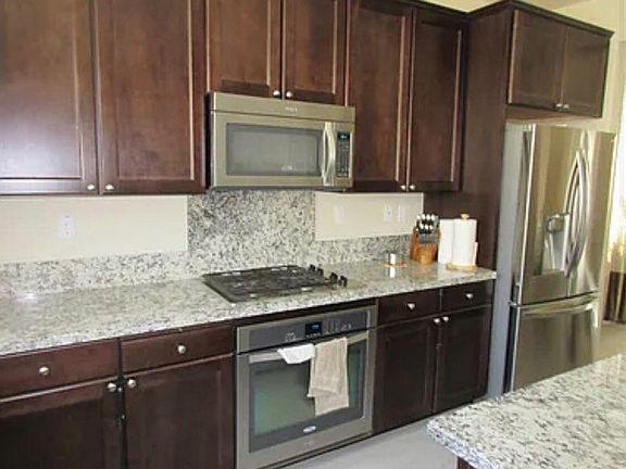 5th image of 637 Turnbuckle Dr Unit 1108