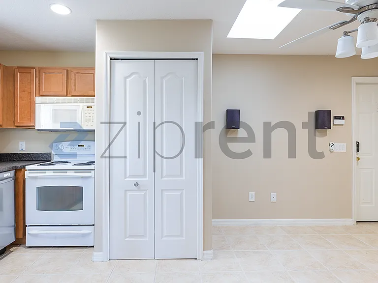 13841 Ancilla Blvd #ADU — Photo 3