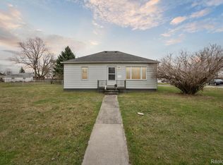 32495 Tod Ave, Wayne, MI 48184