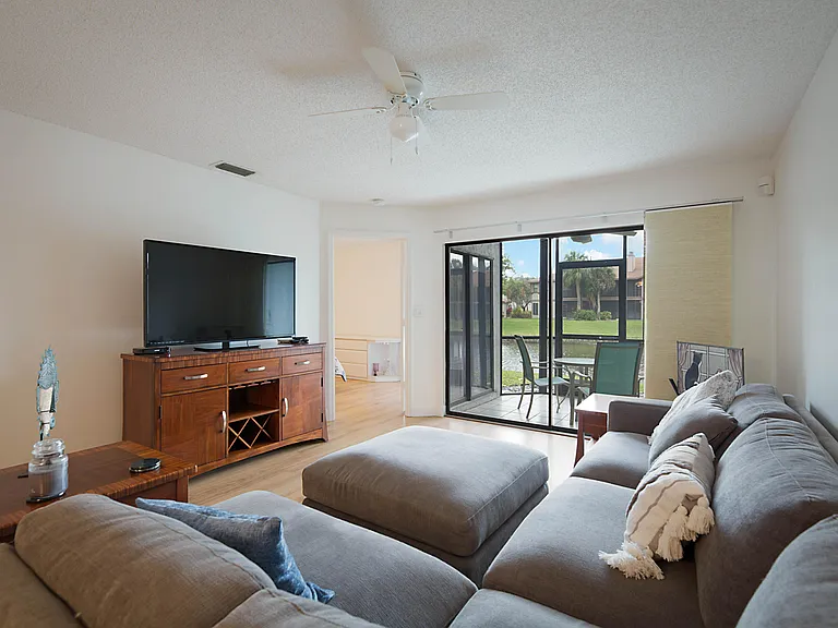 903 Harbour Pointe Way — Photo 9
